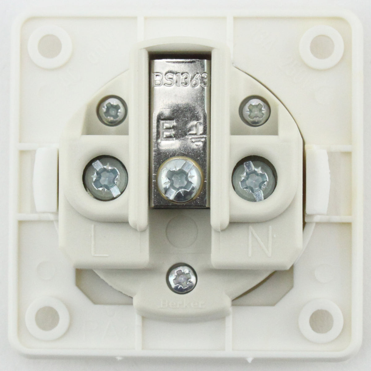 Berker British Standard Socket Outlet - Polar White